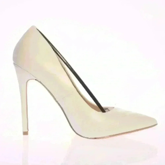Women's Missguided Pu White Faux Leather Pointed Pumps Heels  US 8 (Runs small) - Picture 1 of 6